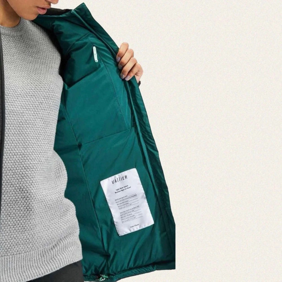 Vallier Isola Light Down Jacket - Picture 5 of 11